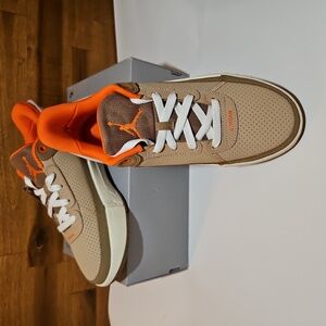 Jordan  Day 1  E.O. Dark Driftwood Rattan Hemp Brillinat Orange  GS Boys